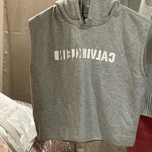 Clearing up new or rarely used things from my closet